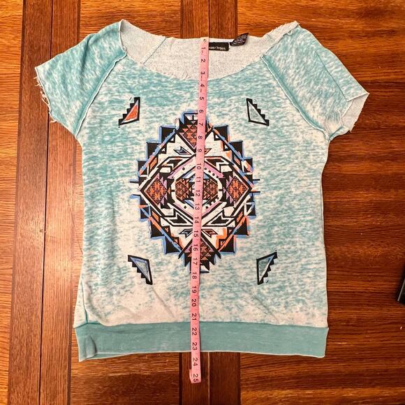 Sweater Project Light Aqua Blue Aztec Short Sleeve Oversized Blouse Size XL - Picture 8 of 8